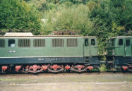 E251.001 und 002 am 29.09.2002 im Bahnhof Rbeland