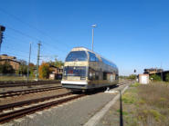 Ein Doppelstocktriebwagen der Baureihe 670
