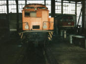 346.613-3 mit Unfallschden auf Gleis 3 im Gstener Lokschuppen