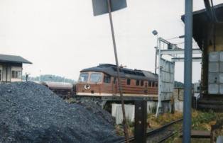 132.236-1 zwischen Stellwerk GO und Lehrwerkstatt im Bw Gsten