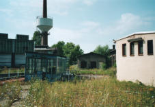 der Halbrundschuppen und 23 m Drehscheibe am 21.07.2007